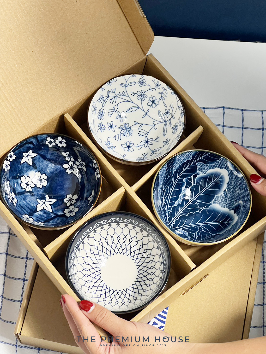 พรีเมี่ยมเซท Giftset ชุดรับไหว้ญี่ปุ่น พร้อมกล่องน้ำตาล 4 ถ้วย GB-133