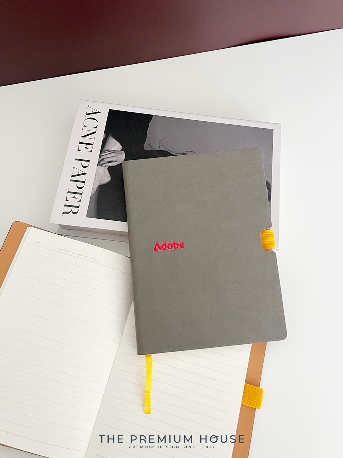 สมุดปกหนัง A3 พร้อมช่องใส่ปากกกา - BB158