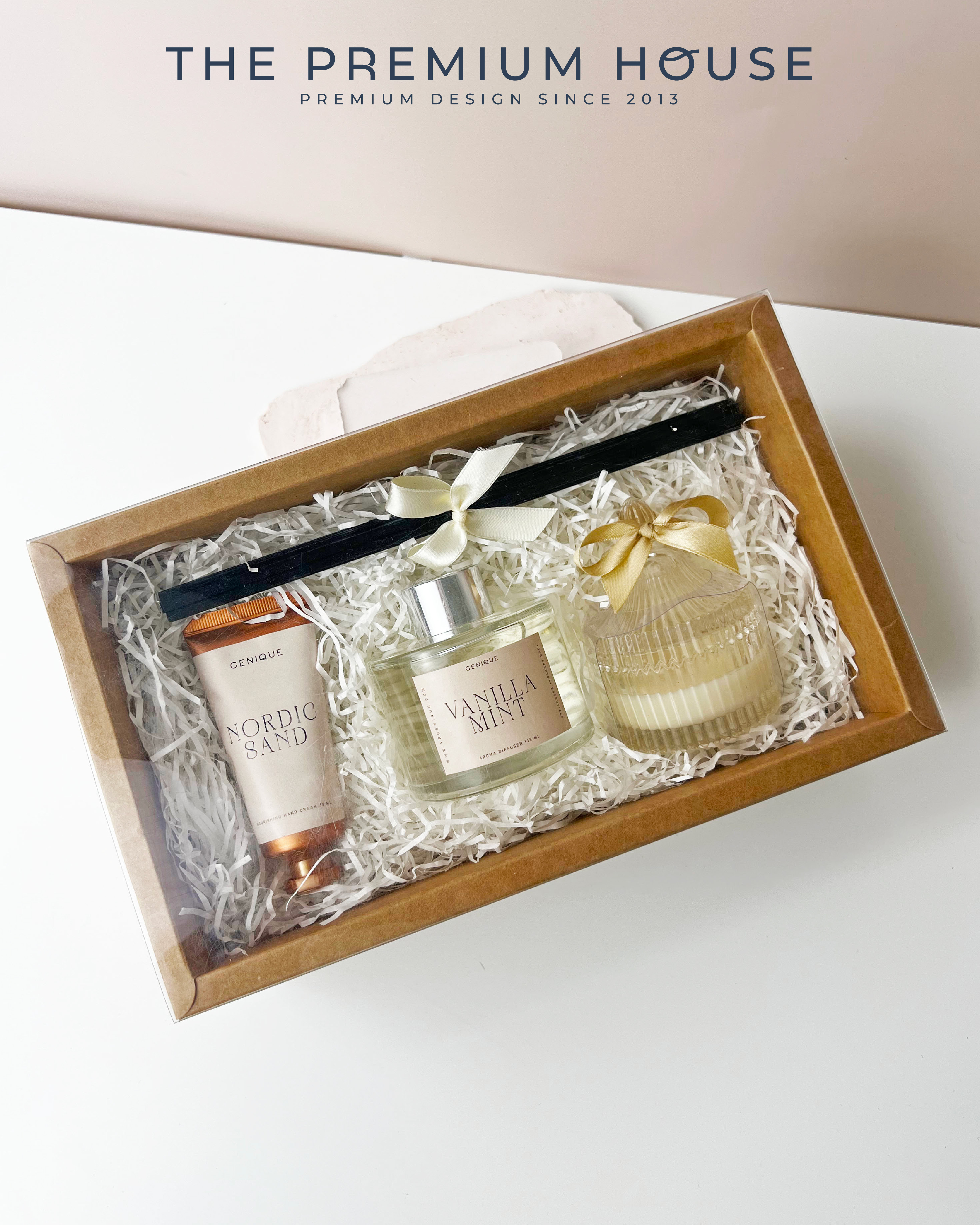 พรีเมี่ยมเซท Giftset  โฮมอโรมา Handcream+ เทียนหอม Crystal + Diffuser 135ml.