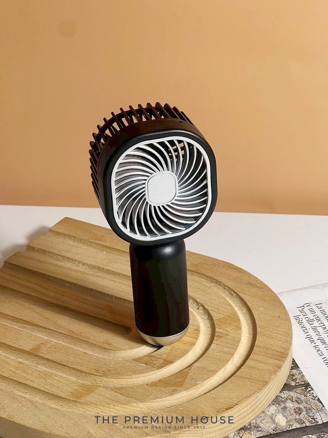 พัดลมพกพาหน้าเหลี่ยม EE-106