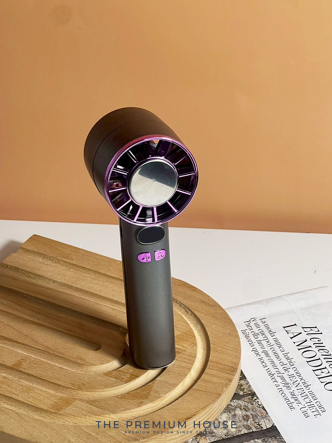 พัดลมพกพาไอเย็น 2 in 1 EE-164