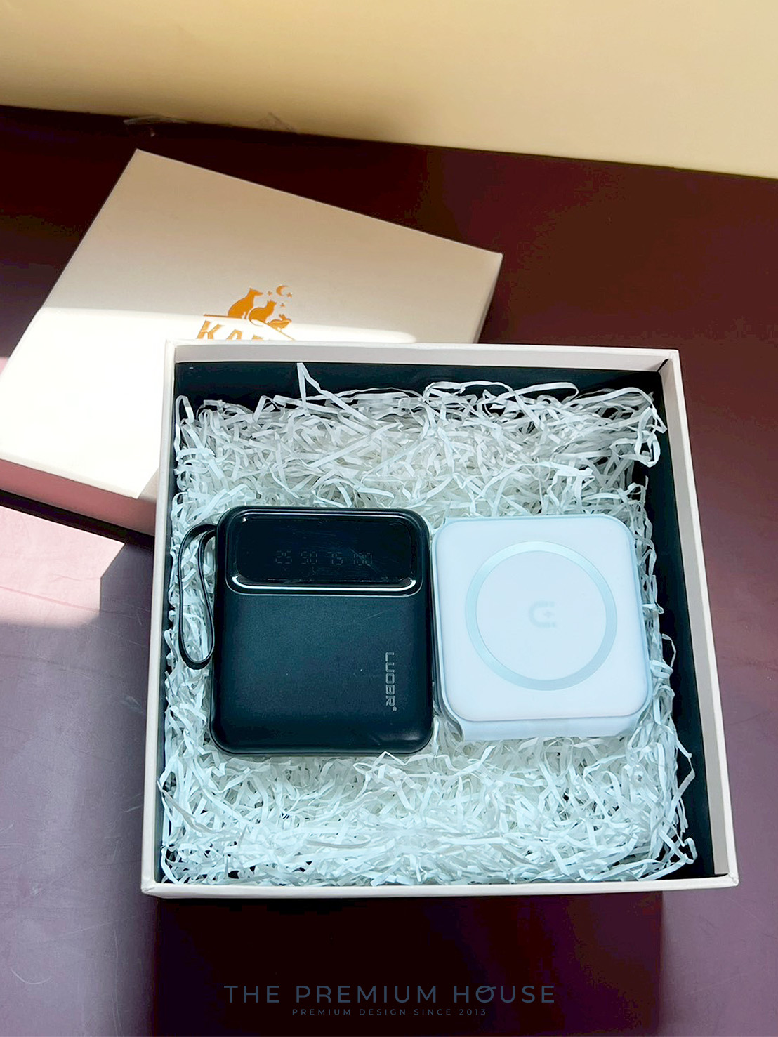 Premium set IT Fast charging Powerbank LBR Magnetic wireless Charger 3 in 1 PIT-014