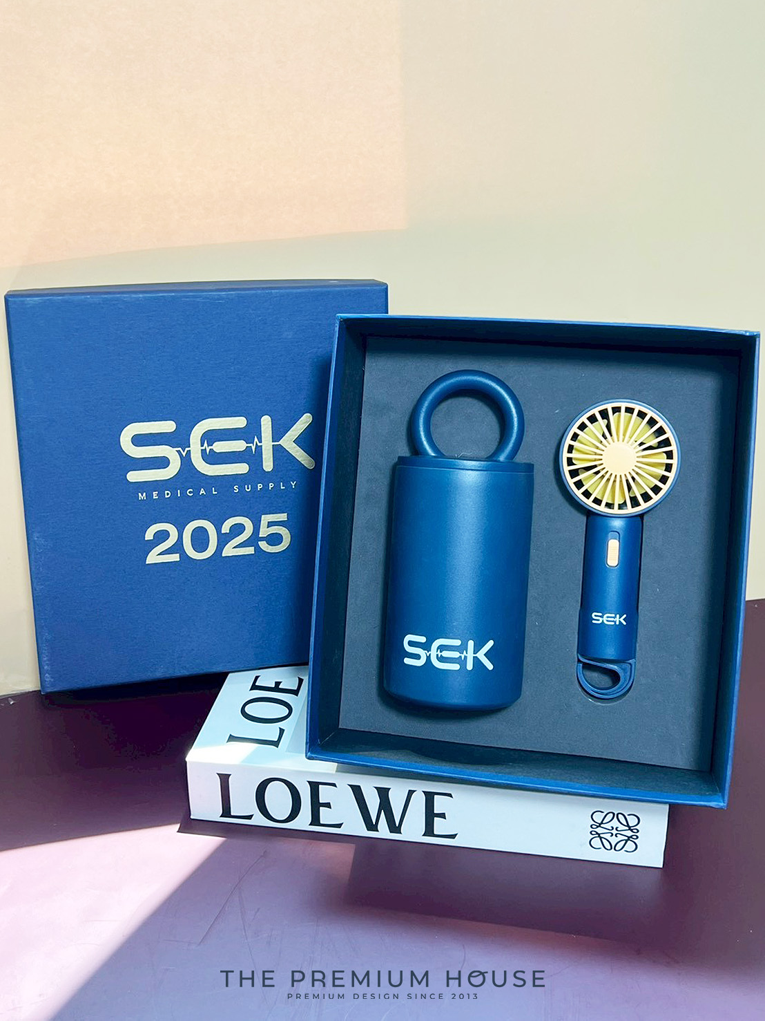 Premium set Donut mini กระบอกน้ำเก็บอุณหภูมิ พัดลมพกพา 2 in1 พร้อมกล่อง