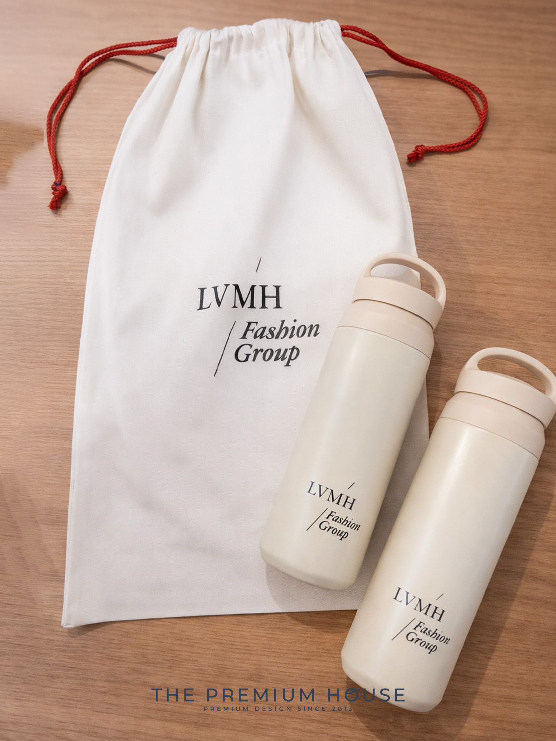 Premium set ECO กระบอกน้ำเก็บอุณหภูมิ มีหูหิ้ว ถุงผ้าหูรูด PECO-007