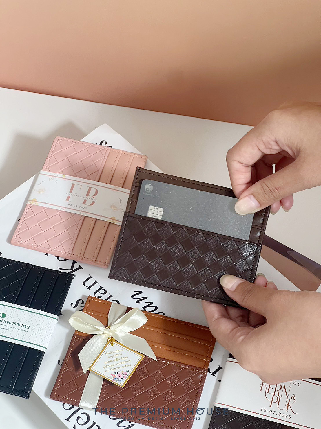 ของพรีเมี่ยม ของชำร่วย กระเป๋าหนังใส่การ์ด HA-179